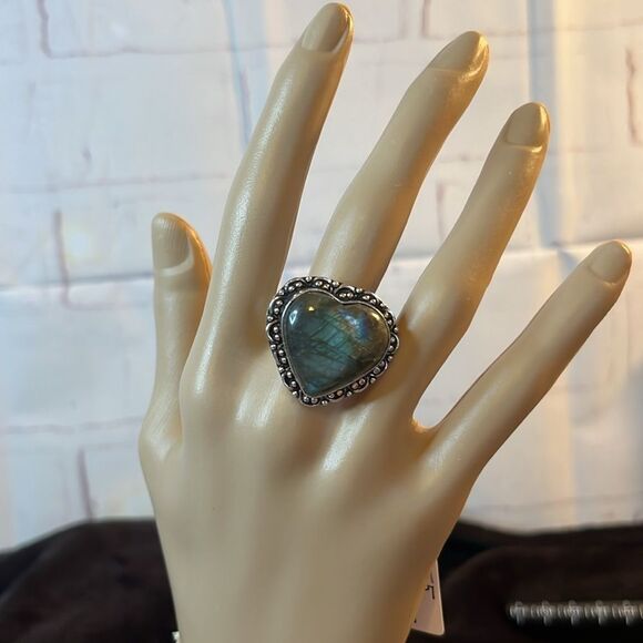 Artisan Crafted Labradorite Heart Ring in 925 Sterling Silver Sz 8 - Picture 10 of 11